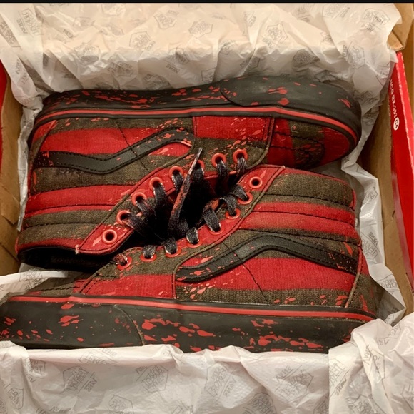 Vans Sk8-Hi
Horror Pack Nightmare on Elm Street Freddy Krueger - Picture 1 of 9